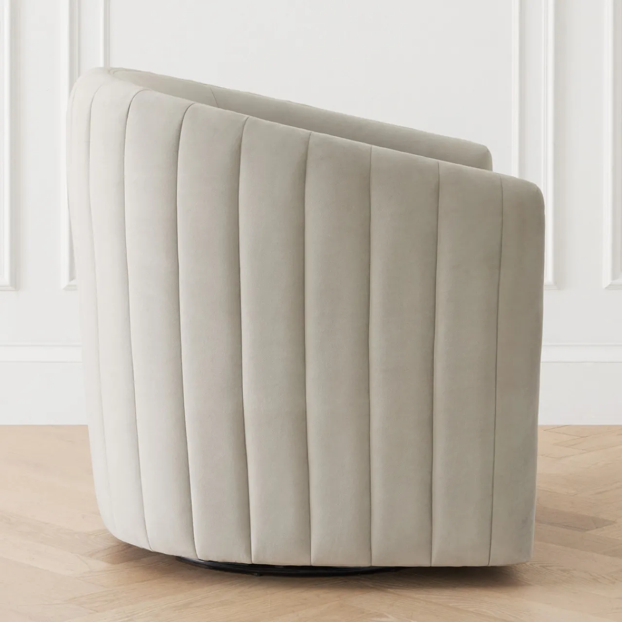 Z Gallerie Aria Channeled Swivel Chair> Swivel Chairs | Accent Chairs
