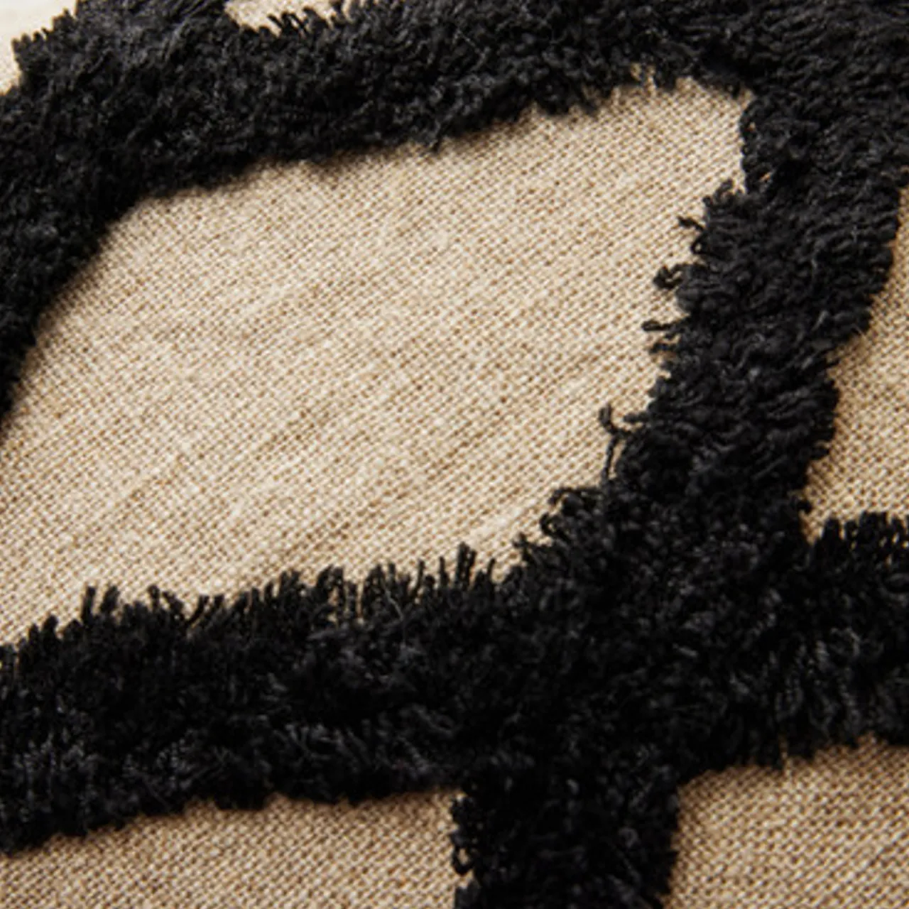 Z Gallerie Barton Lumbar Pillow - Black> Textile Sale | Patterned Pillows