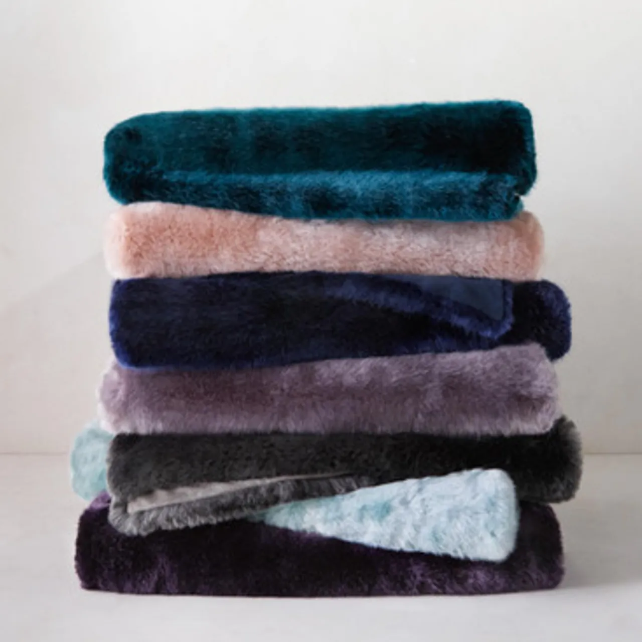 Z Gallerie Bijou Throw - Charcoal> Solid Throws | Textile Sale