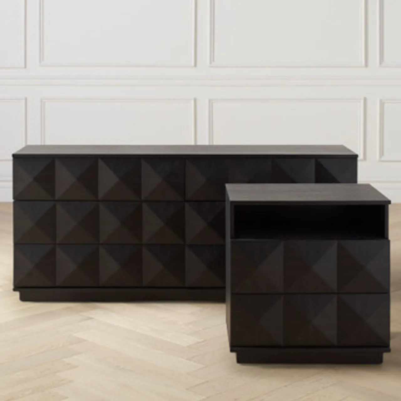 Z Gallerie Brock Nightstand> Nightstands