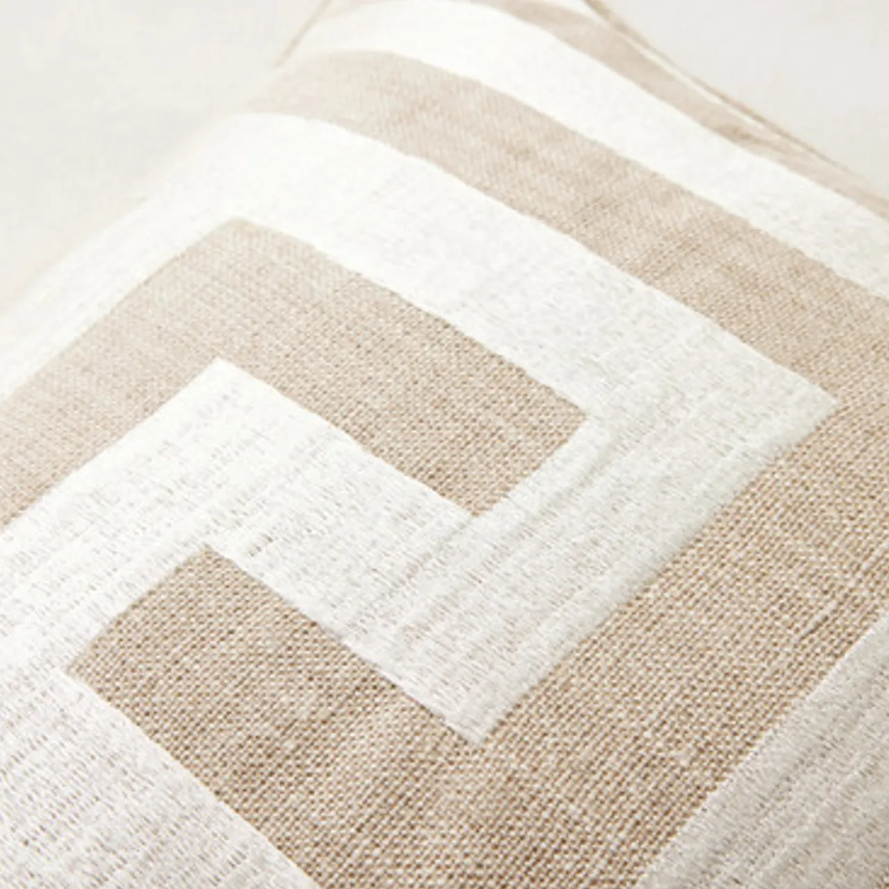 Z Gallerie Cace Pillow Collection - Silver> Textile Sale | Patterned Pillows