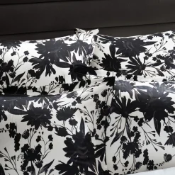 Z Gallerie Flora Bedding Set - Black/White><noscript><img width=