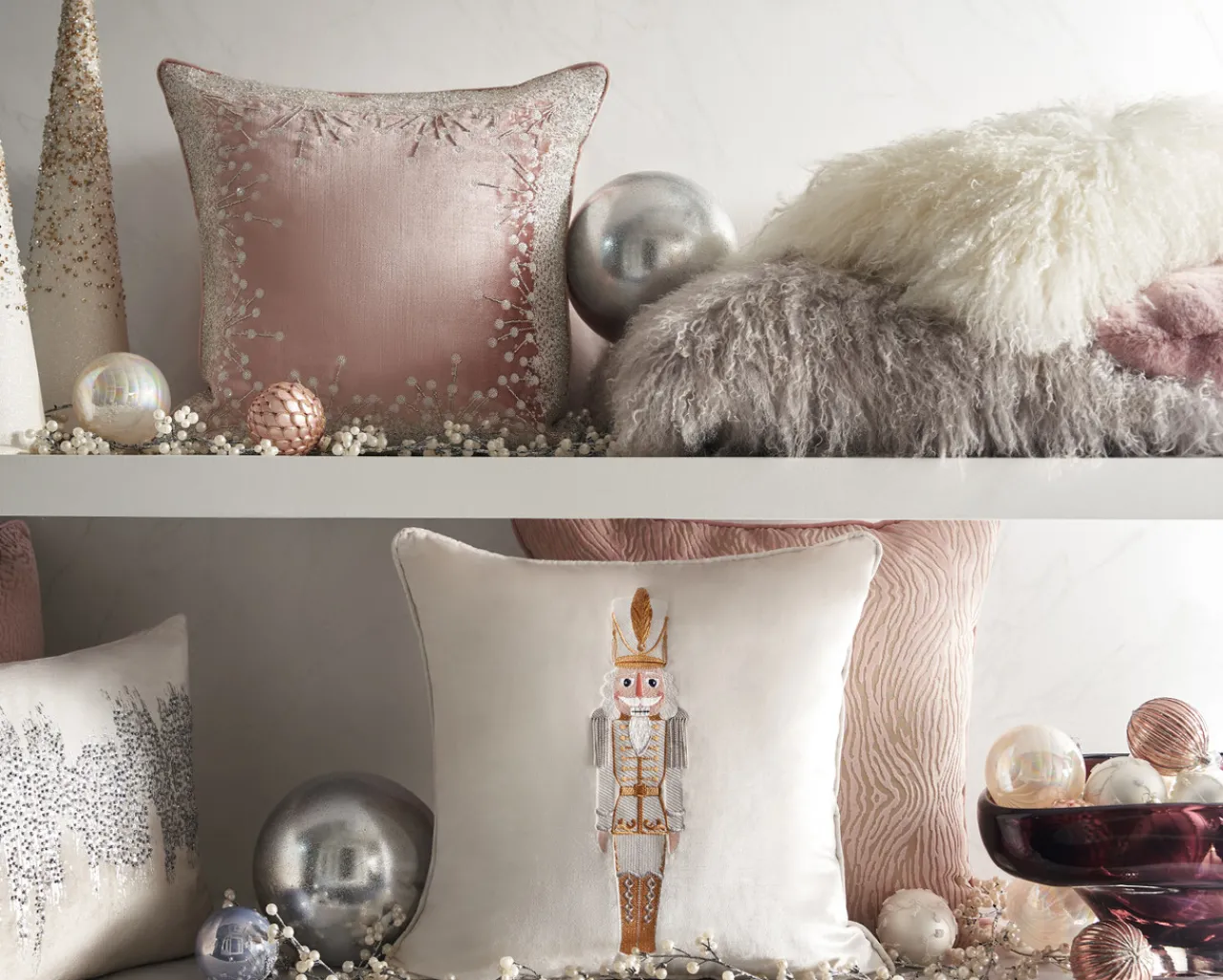 Z Gallerie Glittered Scallop Ornament - Set of 4> Ornaments | Décor Sale
