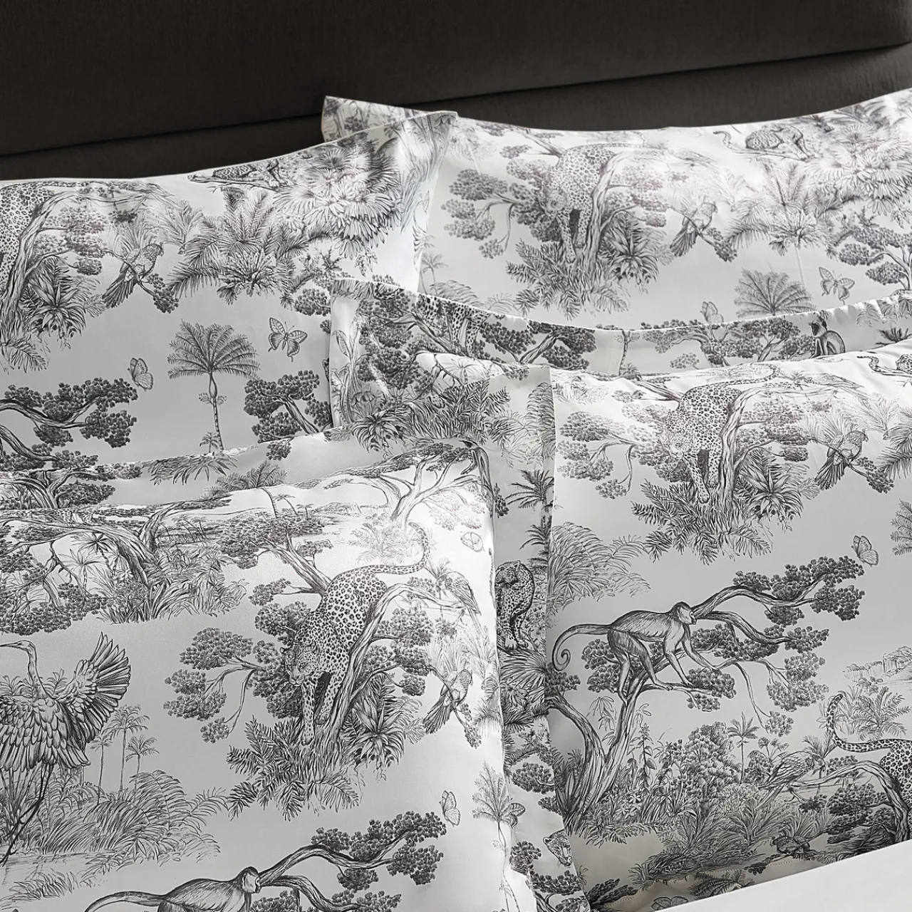 Z Gallerie Jungle Toile Bedding Set - Ivory/Black> Printed Bedding | Duvets Covers & Shams