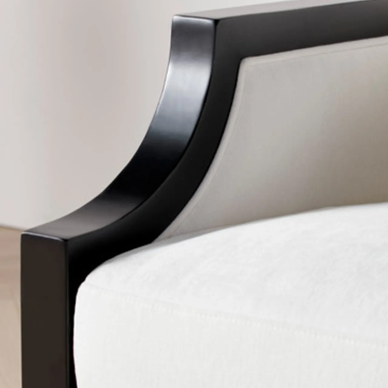 Z Gallerie Kayla Sofa> Sofas