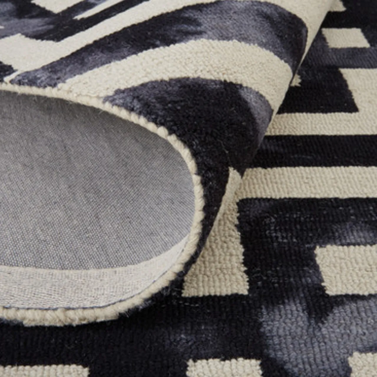 Z Gallerie Lauren Rug - Black/Ivory> Modern Rugs | Pattern Rugs