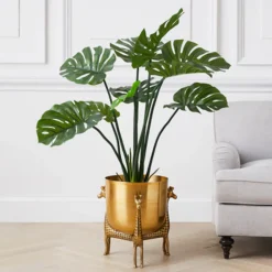 Z Gallerie Nikki Chu - Giraffe Planter><noscript><img width=