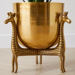 Z Gallerie Nikki Chu - Giraffe Planter><noscript><img width=