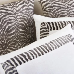 Z Gallerie Nikki Chu - Hasina Bedding - Grey><noscript><img width=