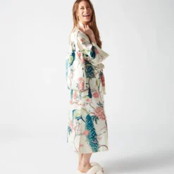 Z Gallerie Pavo Robe Set - Ivory><noscript><img width=
