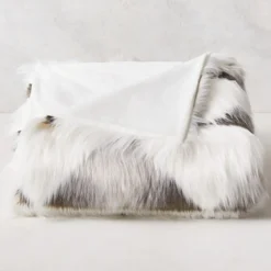 Z Gallerie Peyton Throw - Grey><noscript><img width=