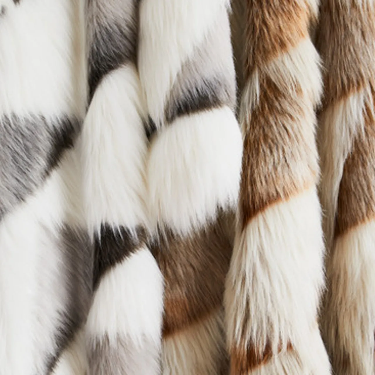 Z Gallerie Peyton Throw - Grey> Patterned Throws | Textile Sale